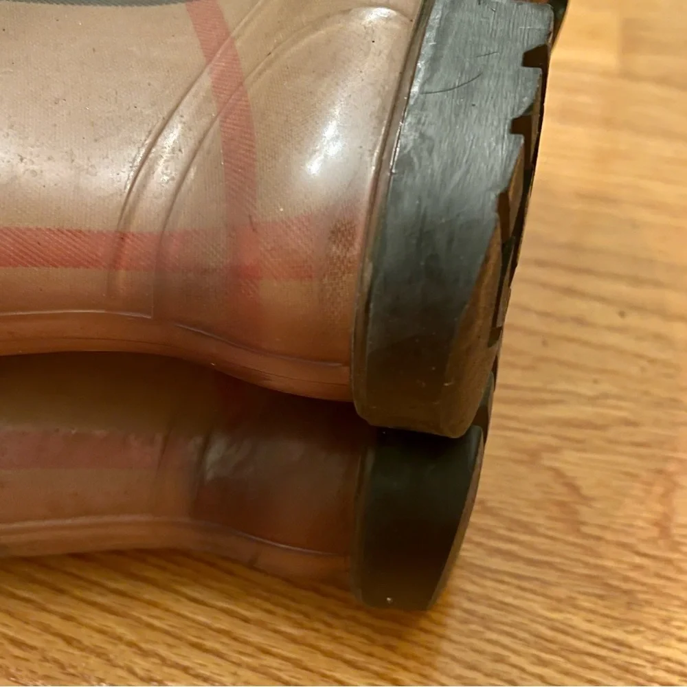 Burberry Rain Nova Check Rain Boots - Picture 8 of 9